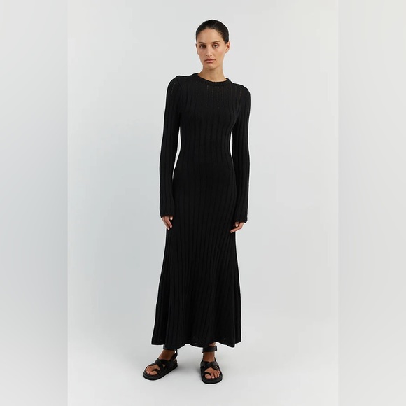 Dissh - Stevie - Black Long Sleeve Maxi Dress - Picture 1 of 6